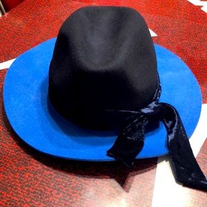 4th of July Sale Beautiful Two Tone NWT Orchid Row Womens Hat blue/black